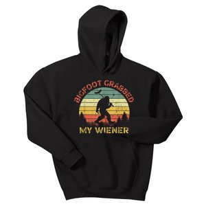 Funny Retro Bigfoot Bigfoot Grabbed My Wiener Design Kids Hoodie