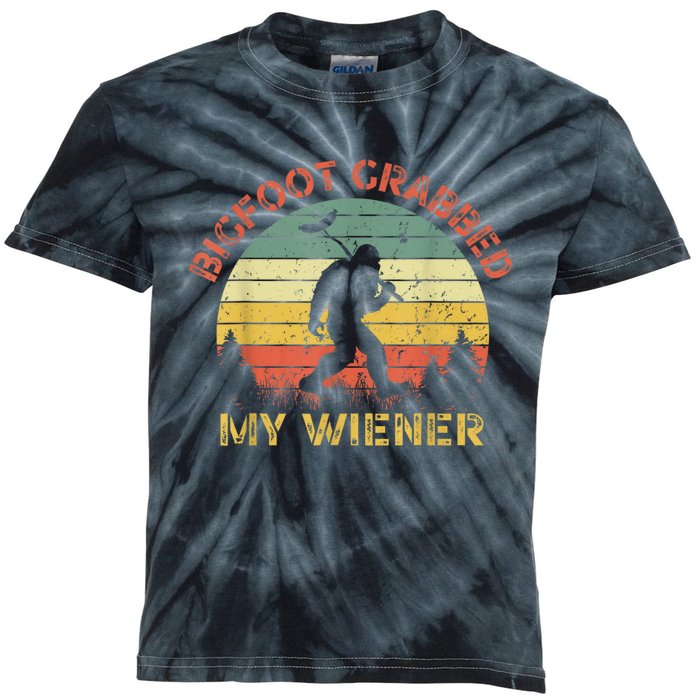 Funny Retro Bigfoot Bigfoot Grabbed My Wiener Design Kids Tie-Dye T-Shirt