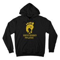 Funny Retro Bigfoot Bigfoot Grabbed My Wiener Design Hoodie