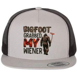 Funny Retro Bigfoot Bigfoot Grabbed My Wiener Design Flat Bill Trucker Hat