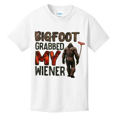 Funny Retro Bigfoot Bigfoot Grabbed My Wiener Design Kids T-Shirt