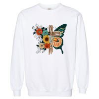 Faith Retro Cross Butterfly Religious Gifts Christian Women Garment-Dyed Sweatshirt