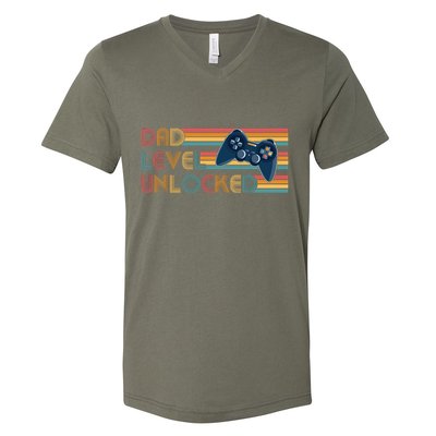 Funny Retro Dad Level Unlocked Gamer V-Neck T-Shirt