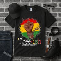 Freeish Juneteenth June 19 Fist Breaking Chains Tall T-Shirt
