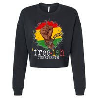 Freeish Juneteenth June 19 Fist Breaking Chains Cropped Pullover Crew