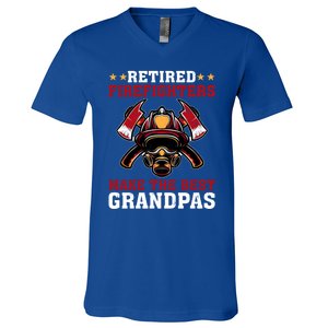 Funny Retired Firefighters Make The Best Grandpas Gift V-Neck T-Shirt