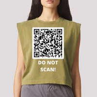 Funny Rick Roll Meme QR Code Do Not Scan Design Garment-Dyed Women's Muscle Tee