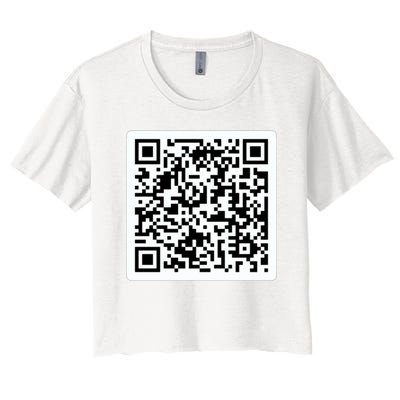 Funny 'Rick Roll QR' Code Scan Prank Meme Design Women's Crop Top Tee