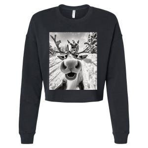 Funny Reindeer Selfie Christmas Cropped Pullover Crew