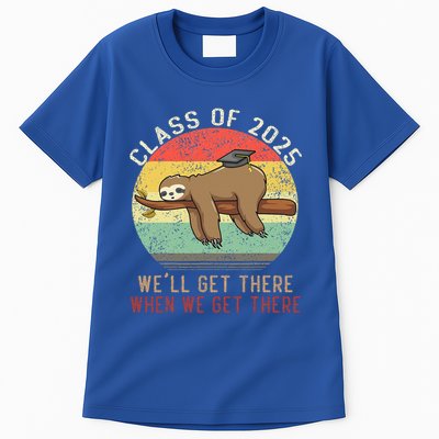 Funny Retro Senior Class Of 2025 Sloth Cap Graduation Gifts Tall T-Shirt