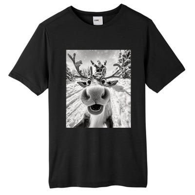 Funny Reindeer Selfie Christmas Reindeer Selfie Funny Christmas Gift Santa Claus Tall Fusion ChromaSoft Performance T-Shirt