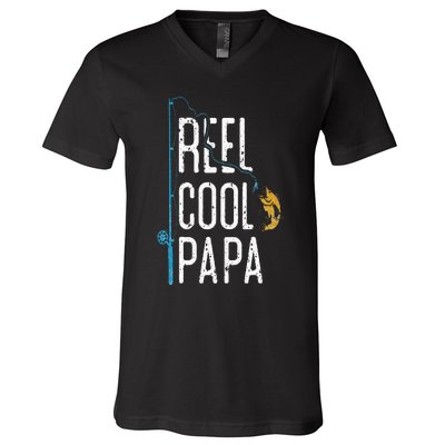 Fishing Retro Style Papa Father’s Day Gift Fisherman Papa V-Neck T-Shirt