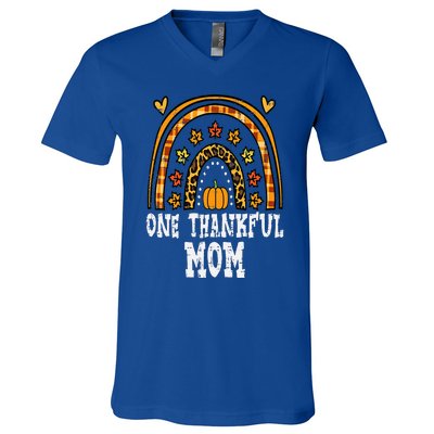 Fall Rainbow Thankful Mom Thanksgiving Family Mama V-Neck T-Shirt