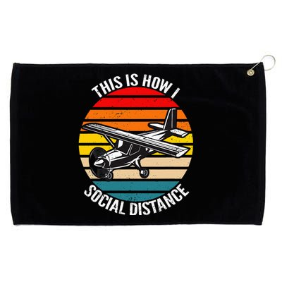 Funny Retro Vintage Airplane Aviation Pilot Grommeted Golf Towel