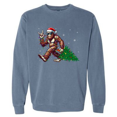 Funny Santa Bigfoot Christmas Tree Xmas Lights Sasquatch Garment-Dyed Sweatshirt