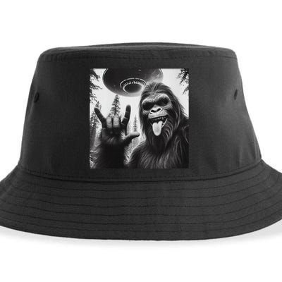 Funny Sasquatch Bigfoot Rock On Selfie With Ufo Alien Sustainable Bucket Hat