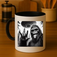 Funny Sasquatch Bigfoot Rock On Selfie With Ufo Alien Mug