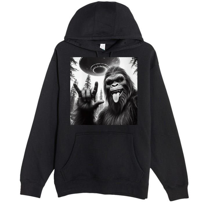Funny Sasquatch Bigfoot Rock On Selfie With Ufo Alien Premium Pullover Hoodie