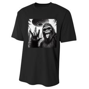 Funny Sasquatch Bigfoot Rock On Selfie With Ufo Alien Performance Sprint T-Shirt