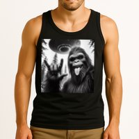 Funny Sasquatch Bigfoot Rock On Selfie With Ufo Alien Tank Top