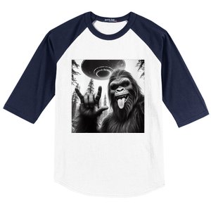 Funny Sasquatch Bigfoot Rock On Selfie With Ufo Alien Baseball Sleeve Shirt