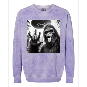 Funny Sasquatch Bigfoot Rock On Selfie With Ufo Alien Colorblast Crewneck Sweatshirt