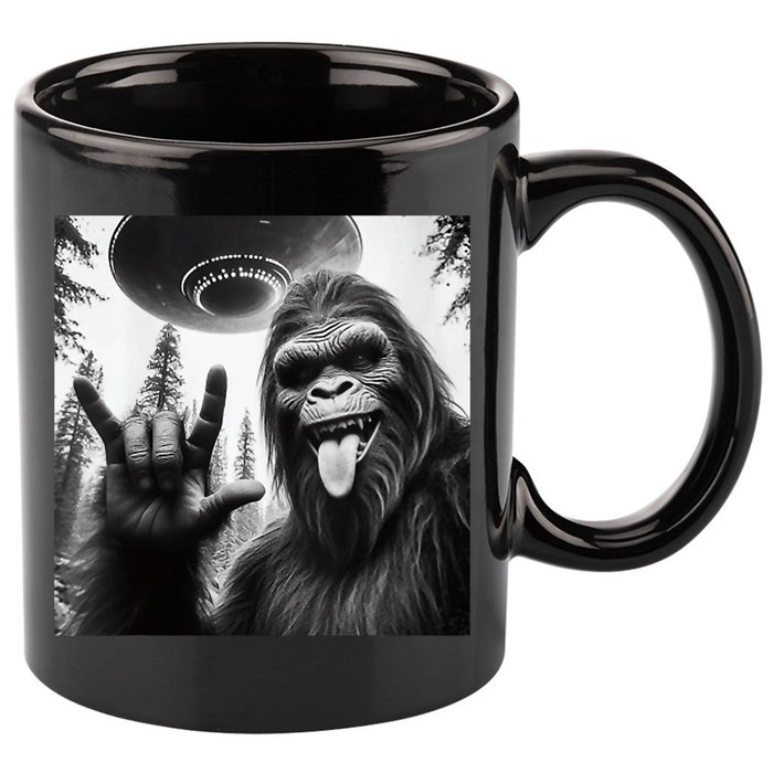 Funny Sasquatch Bigfoot Rock On Selfie With Ufo Alien 11oz C Handle Ceramic Mug