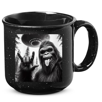 Funny Sasquatch Bigfoot Rock On Selfie With Ufo Alien 15oz Campfire Ceramic Mug