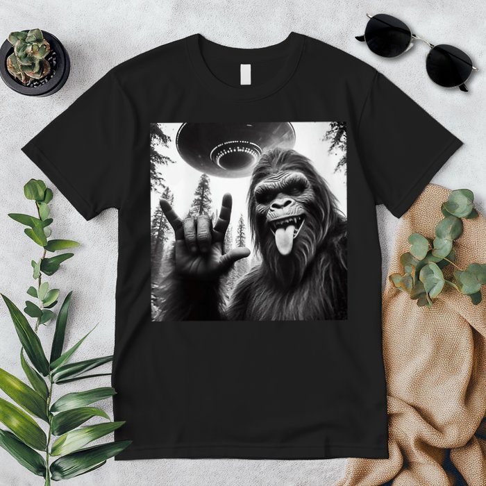 Funny Sasquatch Bigfoot Rock On Selfie With Ufo Alien Premium T-Shirt