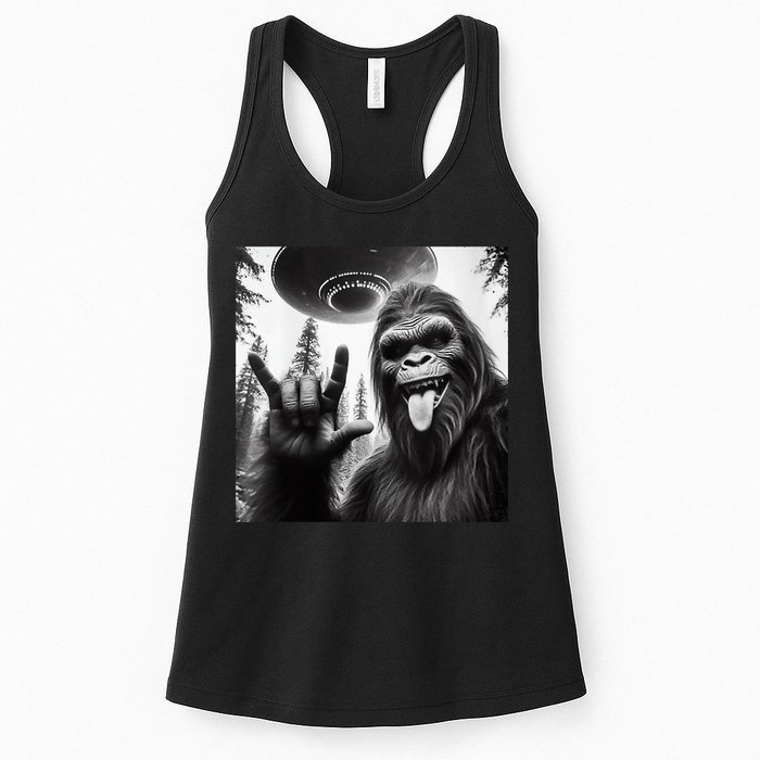 Funny Sasquatch Bigfoot Rock On Selfie With Ufo Alien Womens Tank Top
