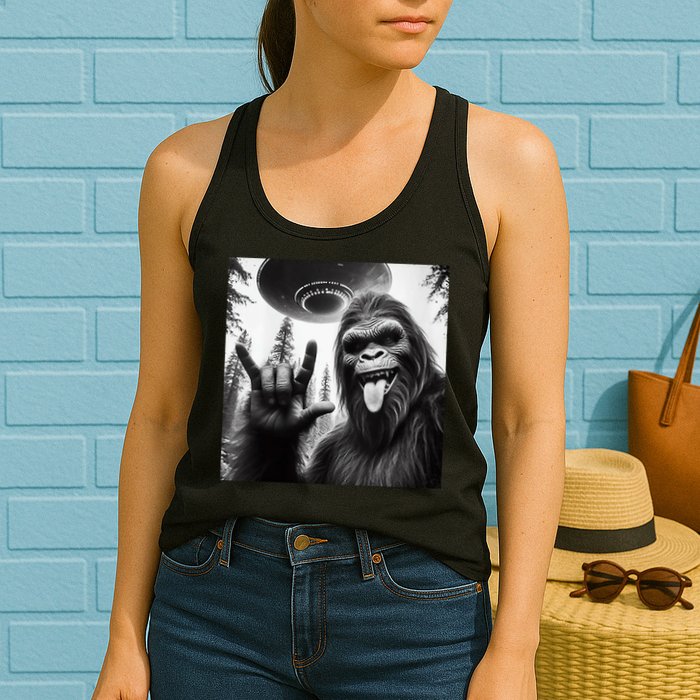 Funny Sasquatch Bigfoot Rock On Selfie With Ufo Alien Womens Tank Top