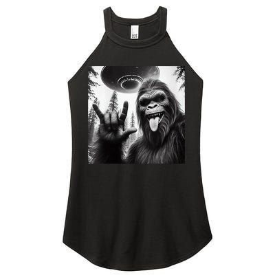 Funny Sasquatch Bigfoot Rock On Selfie With Ufo Alien Women's Perfect Tri Rocker Tank