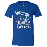 Funny Skeleton Baker Baking Lover Having A Tal Bake Down Great Gift V-Neck T-Shirt