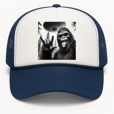 Funny Sasquatch Bigfoot Rock On Selfie With Ufo Alien Trucker Hat