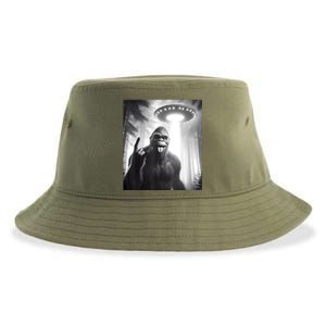 Funny Sasquatch Bigfoot Selfie With Ufo And Alien Sustainable Bucket Hat