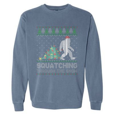 Funny Sasquatch Christmas Squatching Bigfoot Xmas Funny Garment-Dyed Sweatshirt