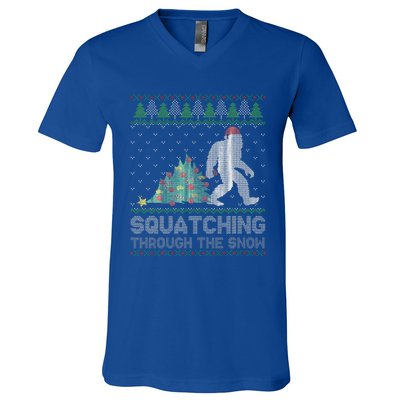 Funny Sasquatch Christmas Squatching Bigfoot Xmas Funny V-Neck T-Shirt