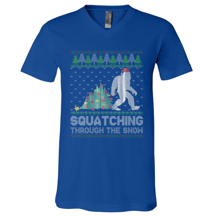 Funny Sasquatch Christmas Squatching Bigfoot Xmas Funny V-Neck T-Shirt