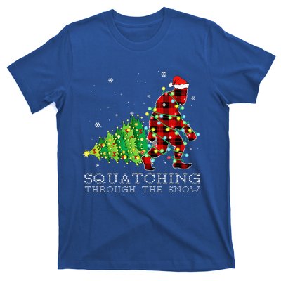 Funny Sasquatch Christmas Tree Squatching Bigfoot Plaid Xmas T-Shirt