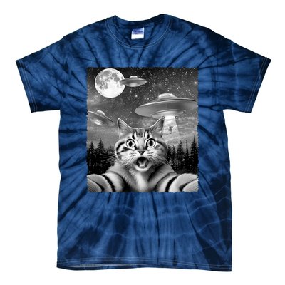 Funny Scared Cat Selfie With Ufos Gift Idea Tie-Dye T-Shirt