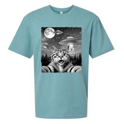 Funny Scared Cat Selfie With Ufos Gift Idea Sueded Cloud Jersey T-Shirt