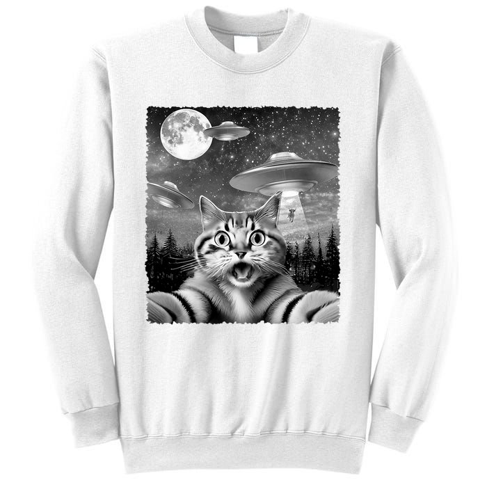 Funny Scared Cat Selfie With Ufos Gift Idea Sweatshirt