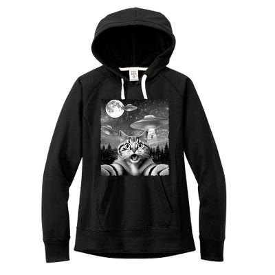 Funny Scared Cat Selfie with UFOs Gift Idea Women's Fleece Hoodie