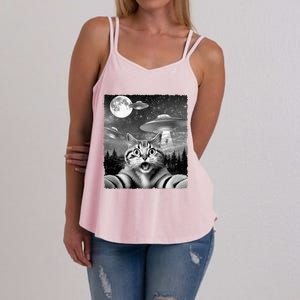 Funny Scared Cat Selfie with UFOs Gift Idea Women's Strappy Tank