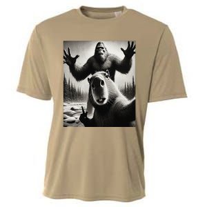 Funny Selfie Capybara Finds Bigfoot Sasquatch Photo Cooling Performance Crew T-Shirt