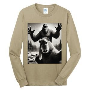 Funny Selfie Capybara Finds Bigfoot Sasquatch Photo Tall Long Sleeve T-Shirt