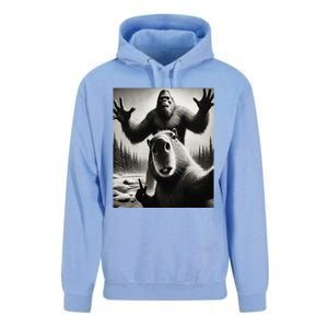 Funny Selfie Capybara Finds Bigfoot Sasquatch Photo Unisex Surf Hoodie