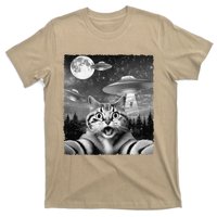 Funny Scared Cat Selfie With Ufos Gift Idea T-Shirt