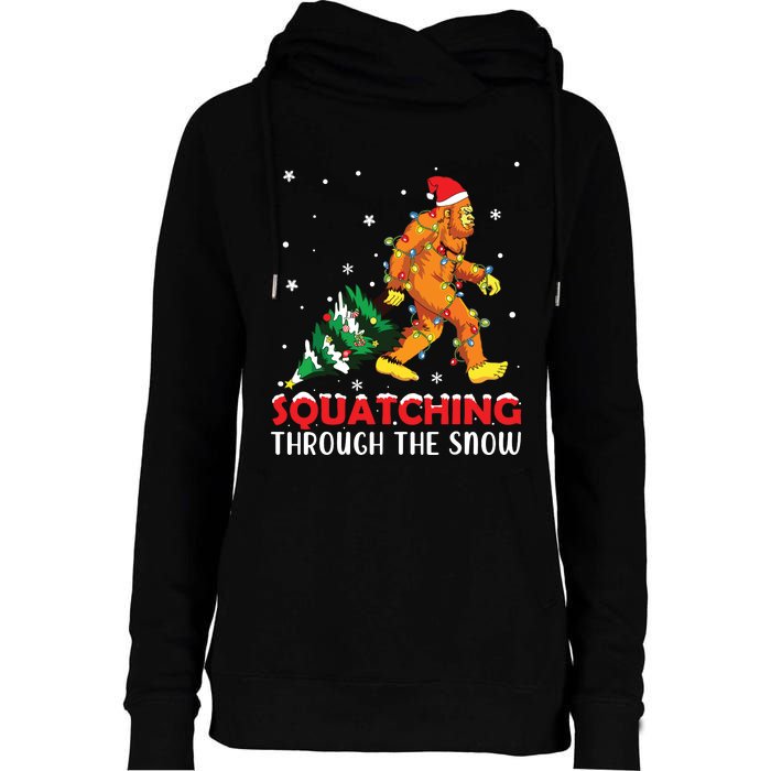 Funny Sasquatch Christmas Squatching Bigfoot Xmas Tree Light Womens Funnel Neck Pullover Hood