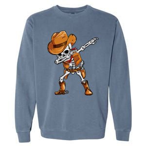 Funny Skeleton Cow Dabbing Halloween Costume Cool Gift Garment-Dyed Sweatshirt